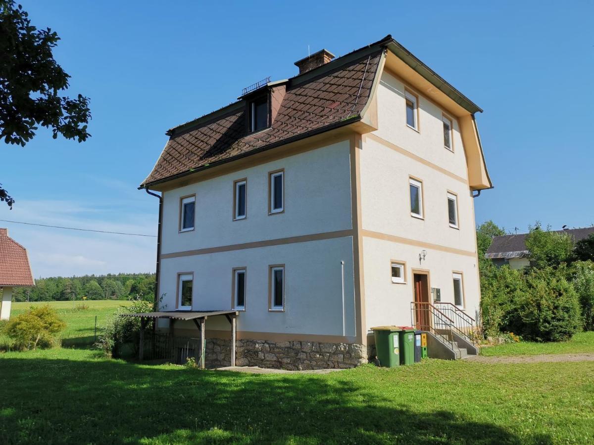 Bungalow & Apartments "Am Deber" Velden - Augsdorf Velden am Wörthersee Dış mekan fotoğraf