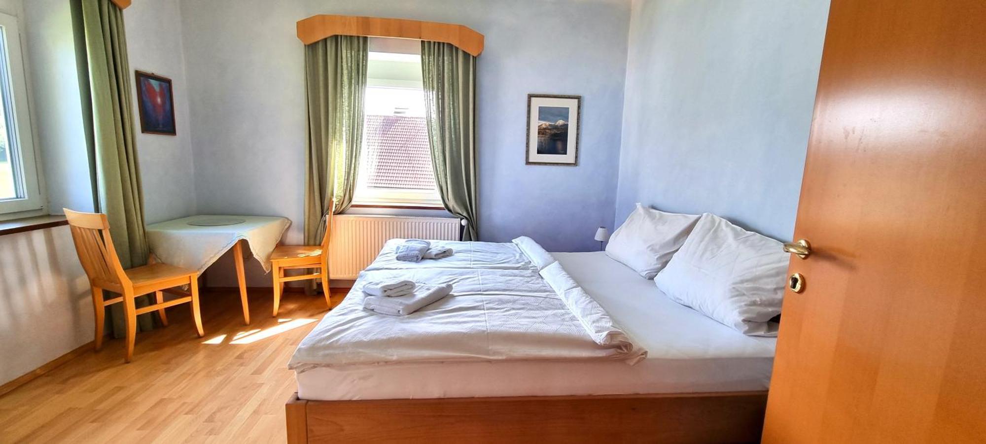 Bungalow & Apartments "Am Deber" Velden - Augsdorf Velden am Wörthersee Dış mekan fotoğraf